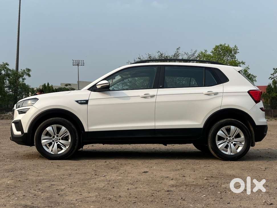 Skoda Kushaq 1.0 Tsi Active, 2023, Petrol