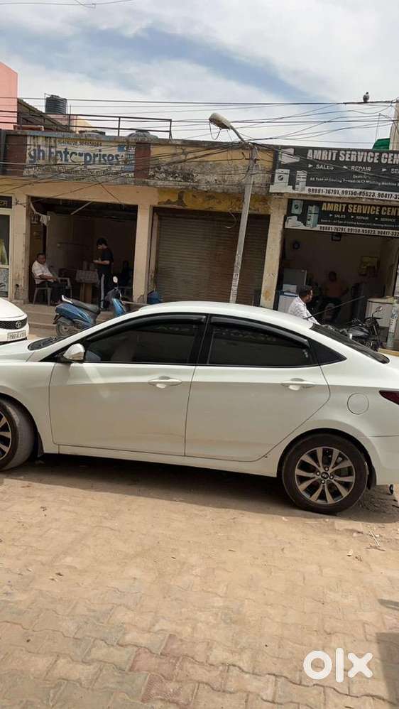 Hyundai Fluidic Verna 2011 Diesel Well Maintained