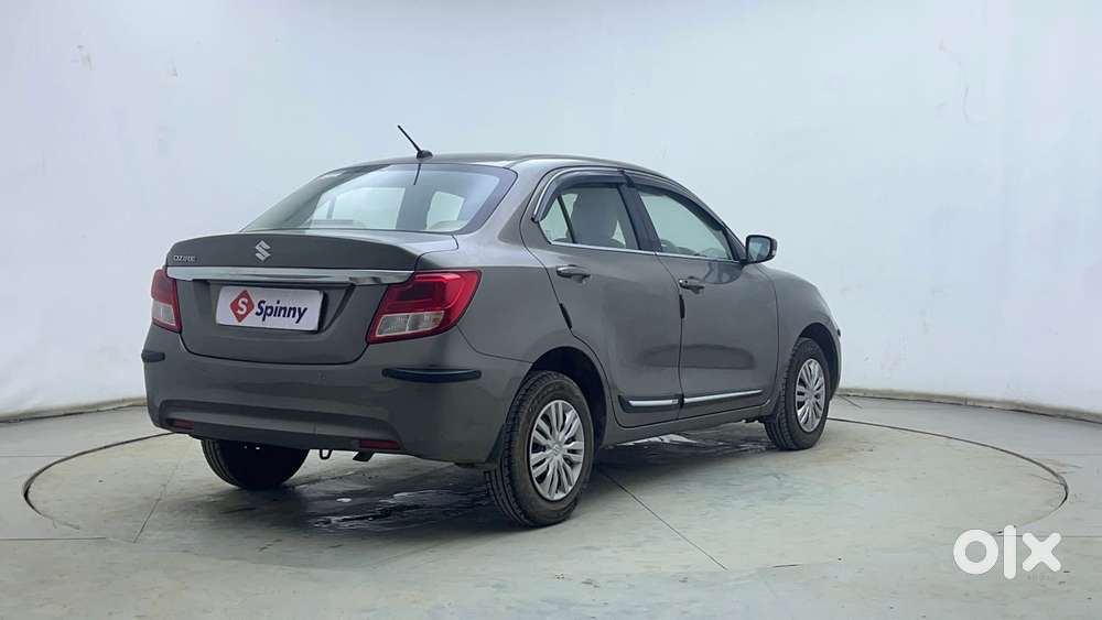 Maruti Suzuki Dzire Vxi Ags, 2024, Petrol