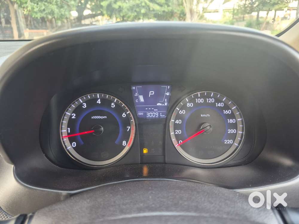 Hyundai Verna 1.6 Vtvt At Sx, 2016, Petrol
