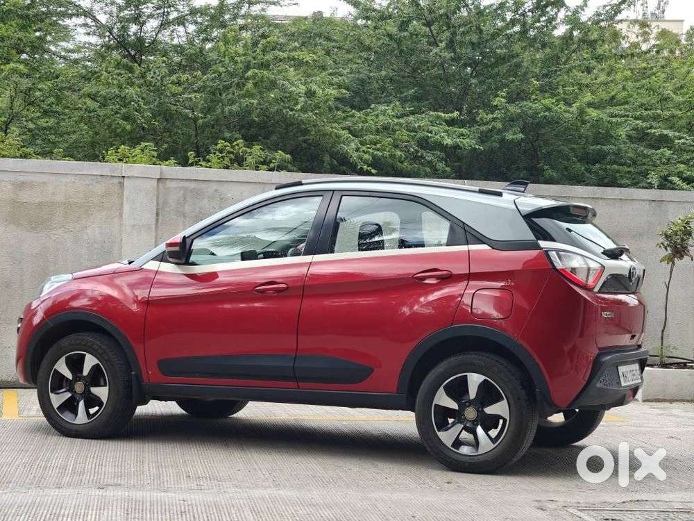 Tata Nexon 1.2 Revotron Xza Plus Dualtone, 2018, Petrol