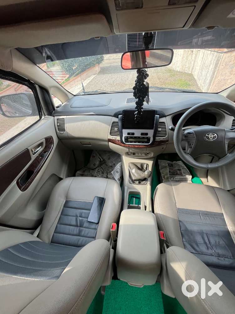 Toyota Innova 2.5 V 7 Str, 2013, Diesel