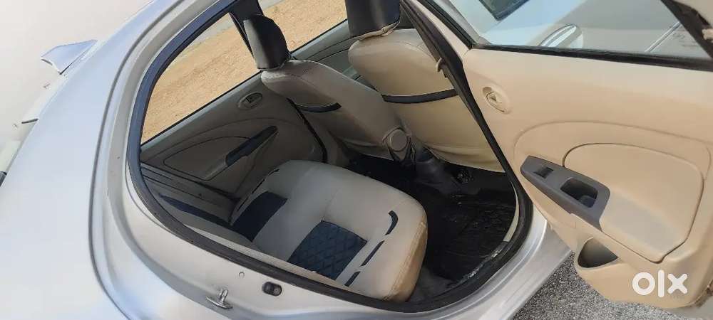 Toyota Etios 2015 Diesel Showroom Track Vehicle