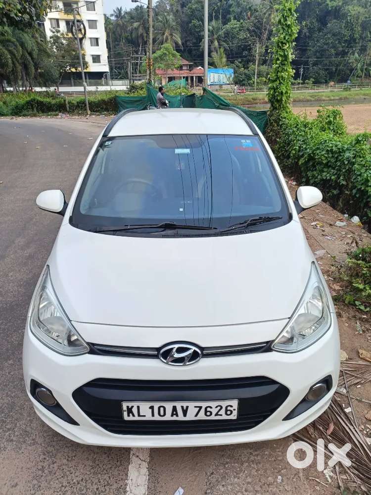 Hyundai Grand I10 Sports Crdi 2016 Diesel 112100 Km Driven