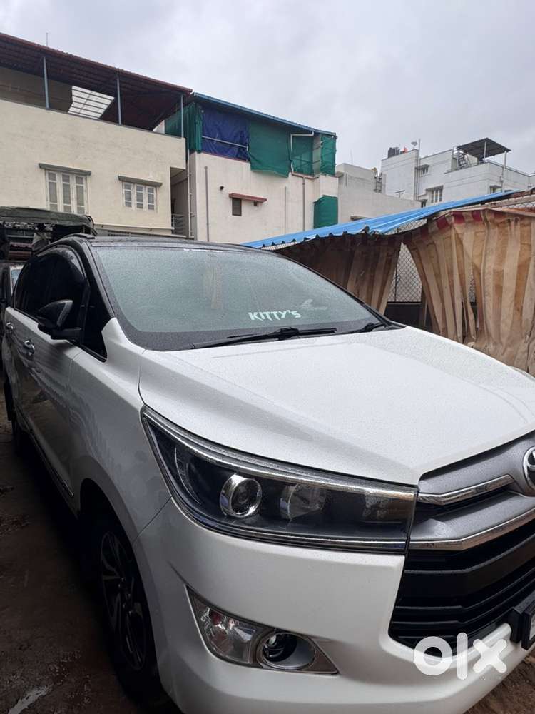 Toyota Innova Crysta 2019