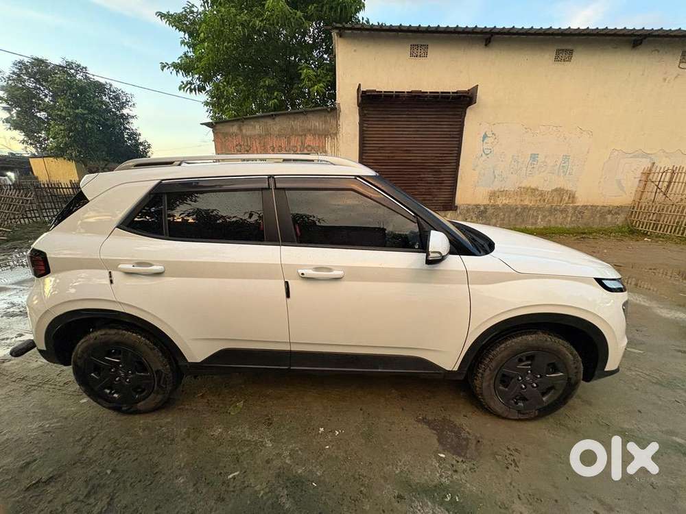 Hyundai Venue S(o) Plus 1.2 Kappa Mt Petrol - Well Maintained