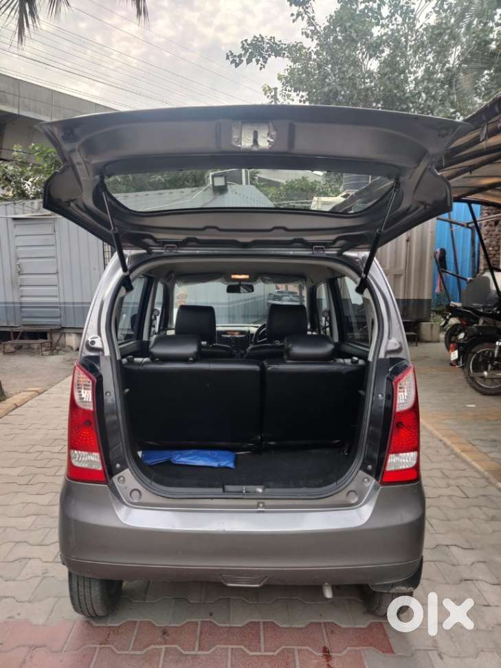 Maruti Suzuki Wagon R 1.0 Vxi Amt, 2017, Petrol