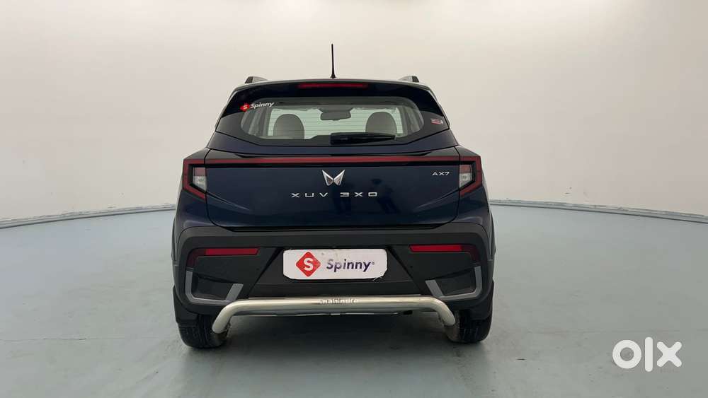 Mahindra Xuv 3xo Ax7l 1.2 Petrol At (pg), 2025, Petrol