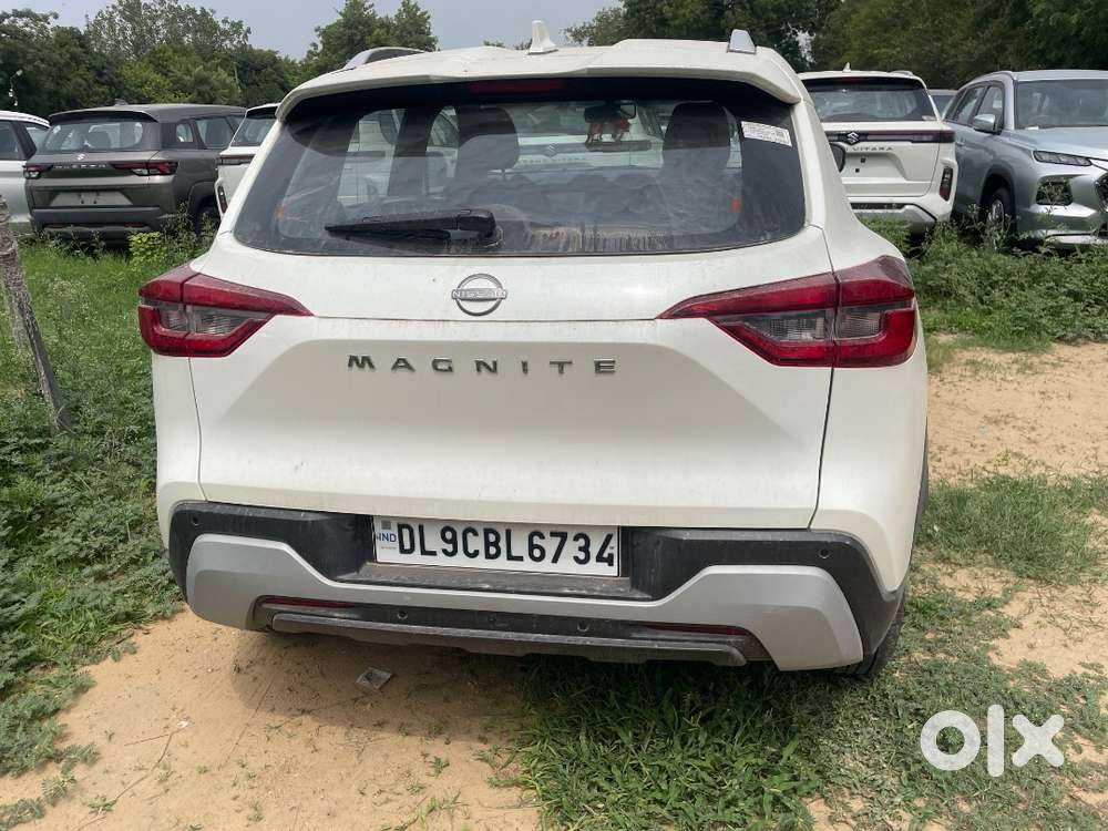 Nissan Magnite Acenta 2025 Petrol 3000 Km Driven