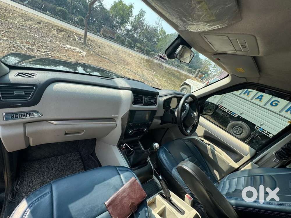 Mahindra Diesel 2021 Car