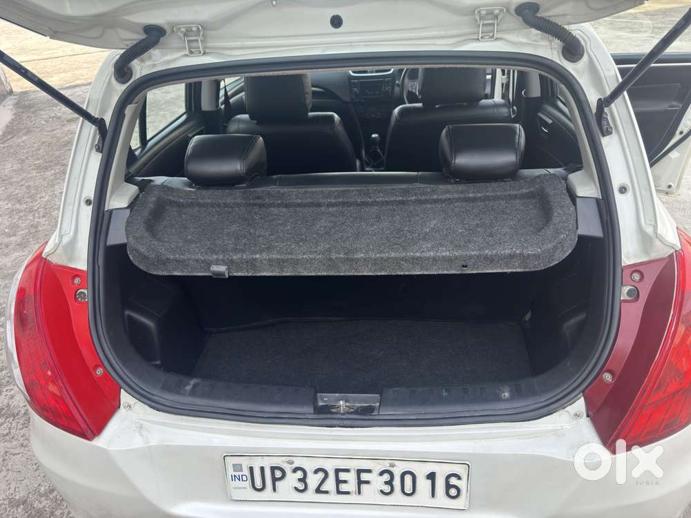 Maruti Suzuki Swift Vvt Zxi, 2012, Petrol