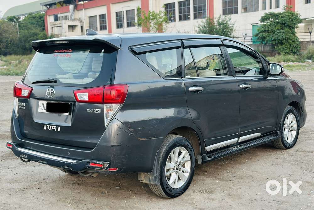 Toyota Innova Crysta 2.4 V, 2017, Diesel