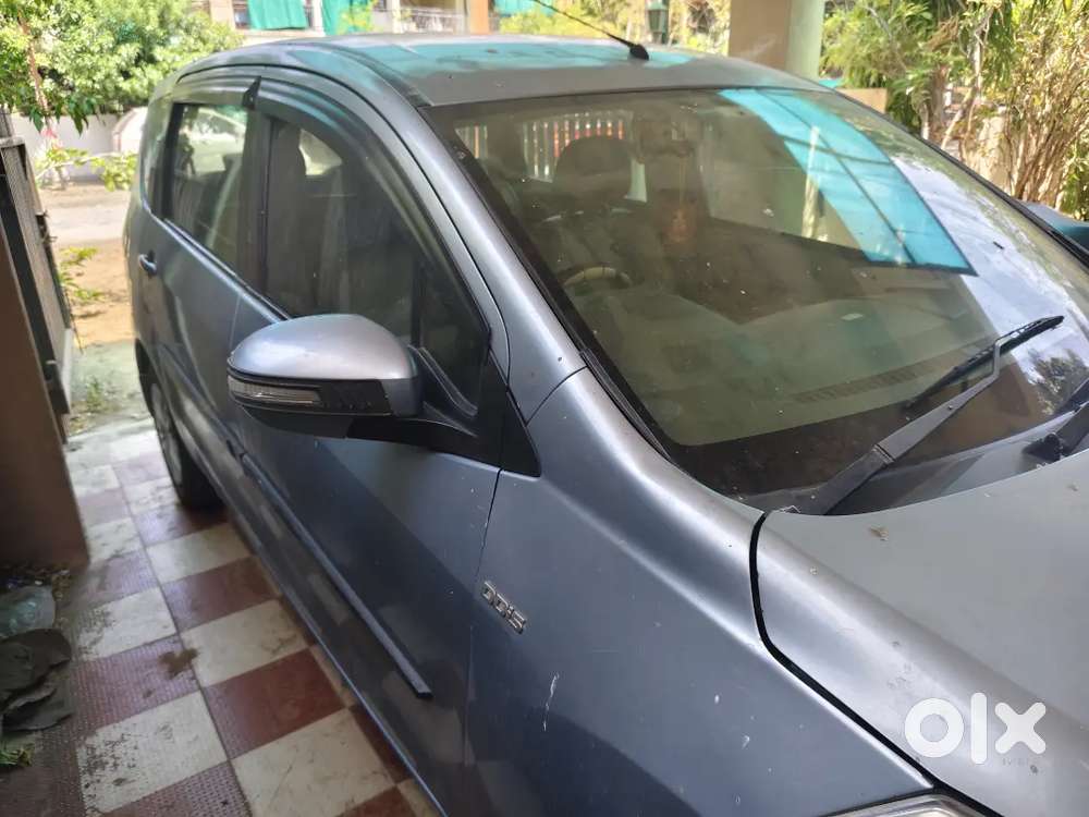 Maruti Suzuki Ertiga 2011 Diesel 130000 Km Driven