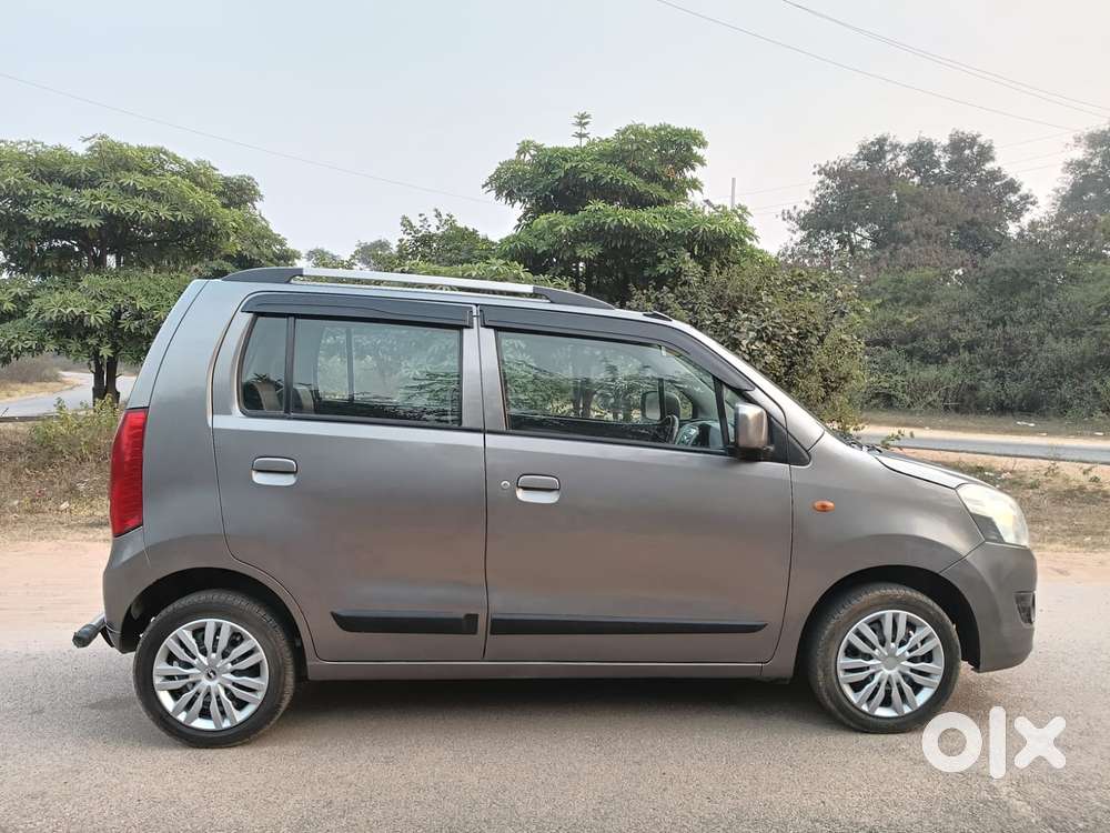 Maruti Suzuki Wagon R Vxi Mt 1.0l, 2016, Petrol