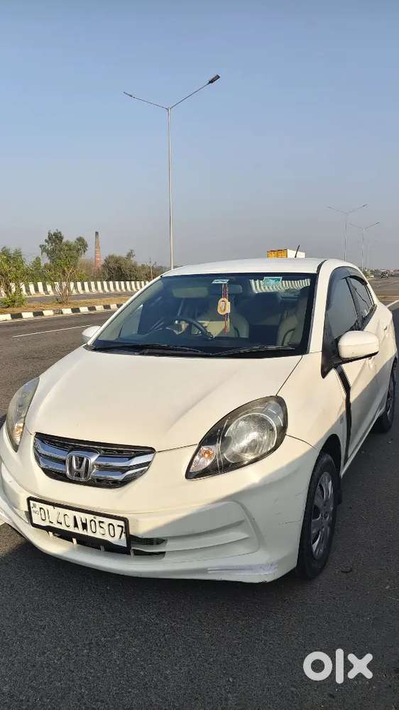 Honda Amaze 2014 Petrol Well Maintained