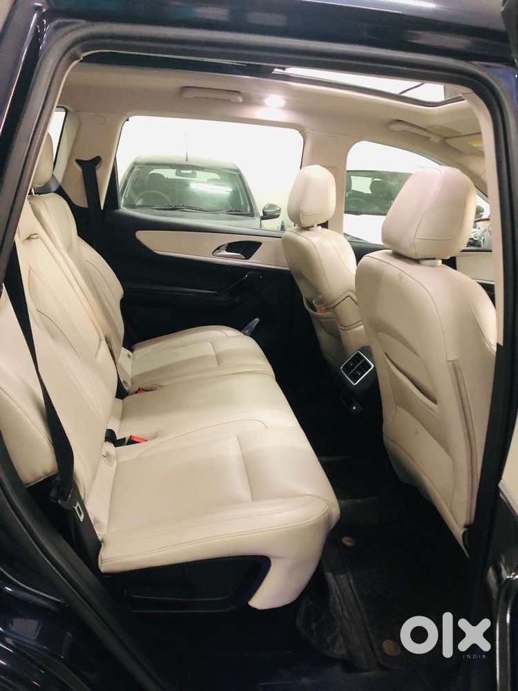 Mahindra Xuv700 2.2 Ax 7 Diesel At Luxury Pack Str, 2022, Diesel