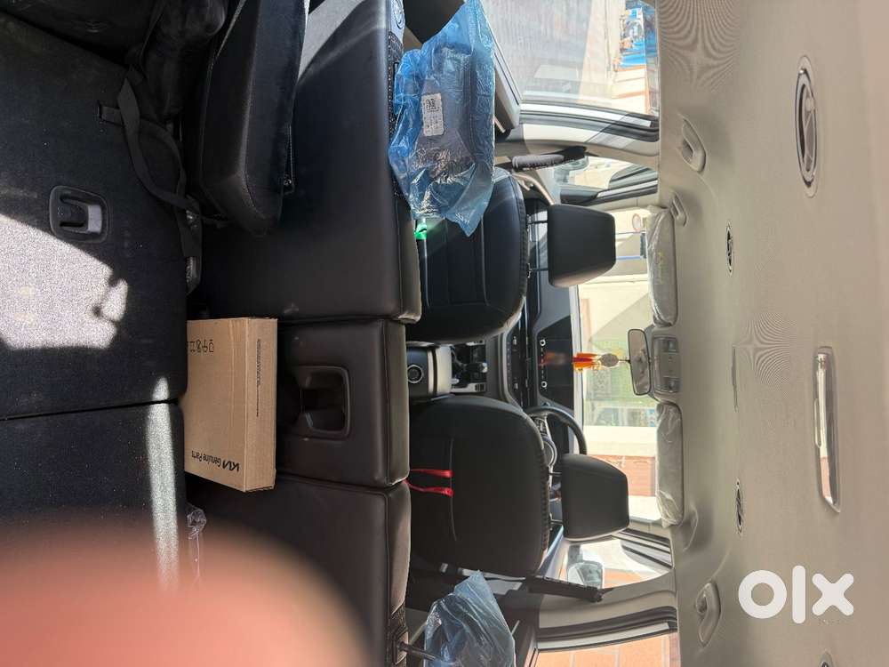 Kia Carens 1.5 Prestige Plus Turbo Engine.