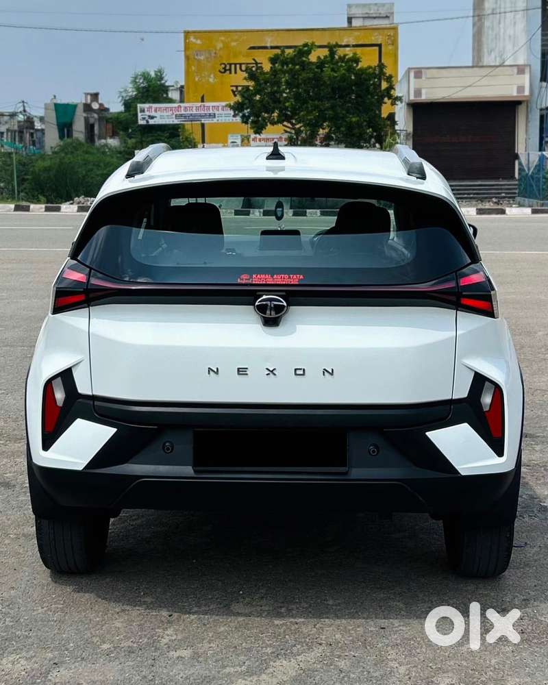 Tata Nexon Creative Plus 1.5 Revotorq Diesel 6 Mt, 2025, Diesel