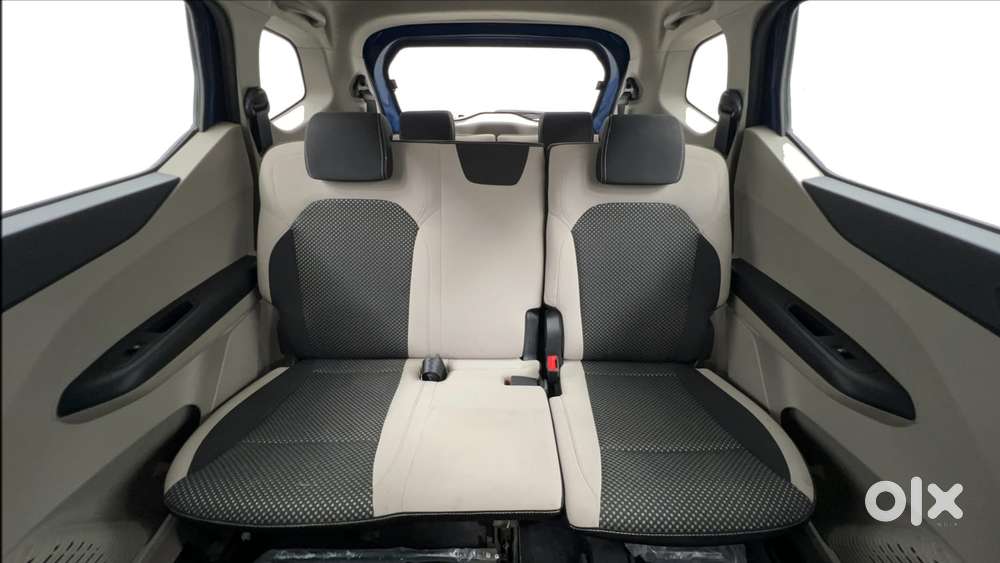 Renault Triber Rxz Easy-r Amt, 2022, Petrol