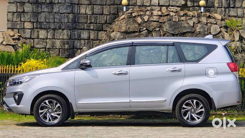 Toyota Innova Crysta 2.4 V, 2022, Diesel