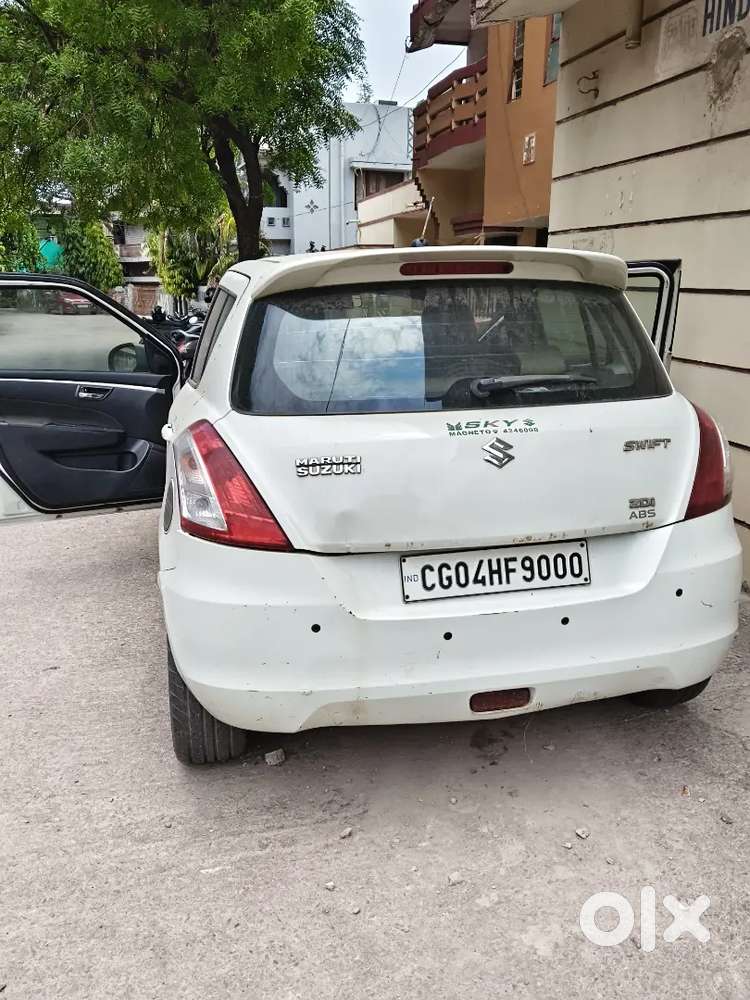 Maruti Suzuki Swift 2012 Diesel 123000 Km Driven