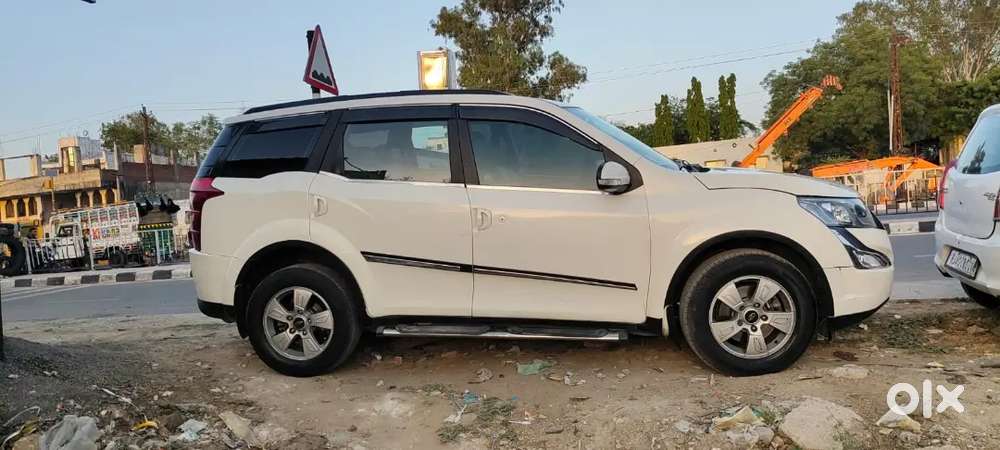 Mahindra Xuv500 96500 Km Driven