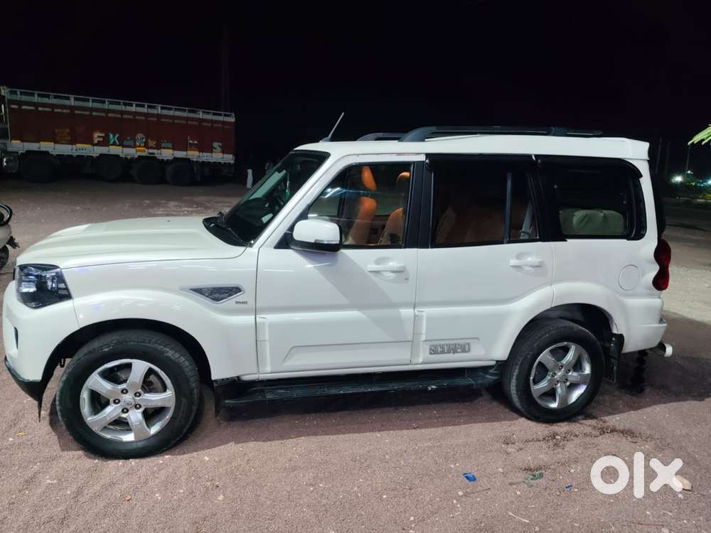 Mahindra Scorpio 19 डीज़ल