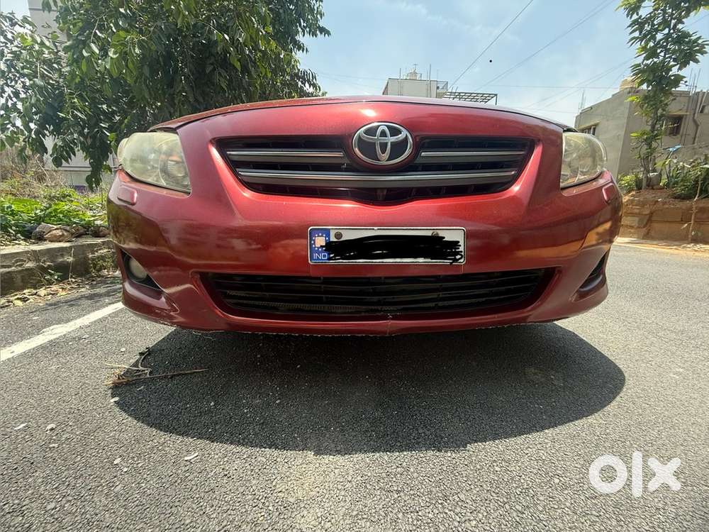 Toyota Corolla Altis 1.8 J At Petrol (2009)