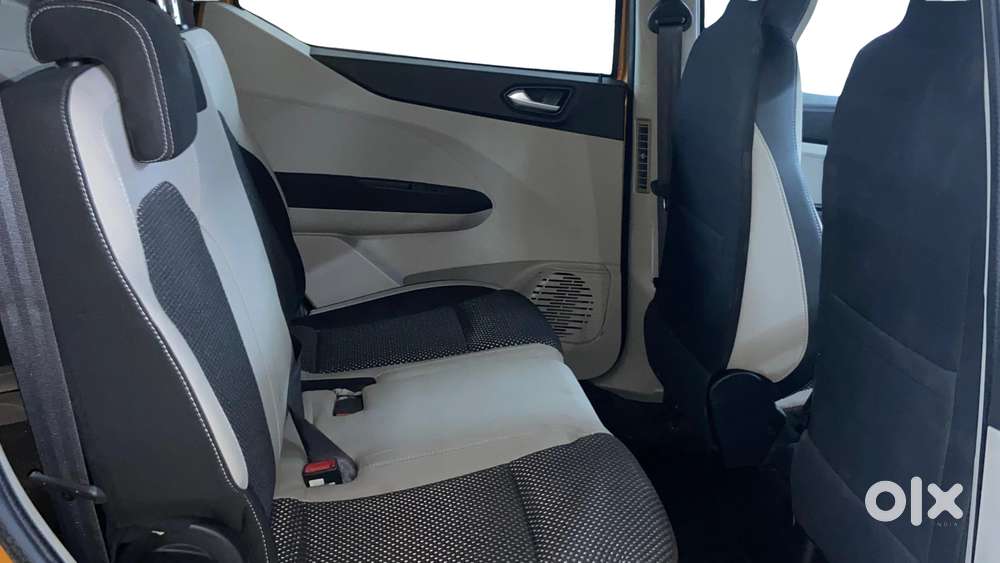 Renault Triber Rxz Easy-r Amt, 2021, Petrol