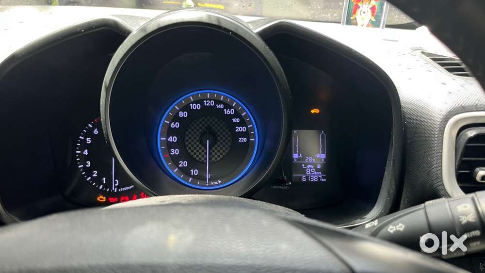 Urgent Sale Hyundai Venue Petrol Manual 2020