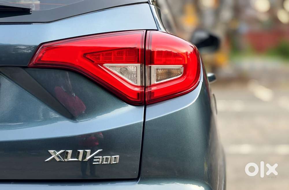 Mahindra Xuv300 W8 Option, 2023, Petrol