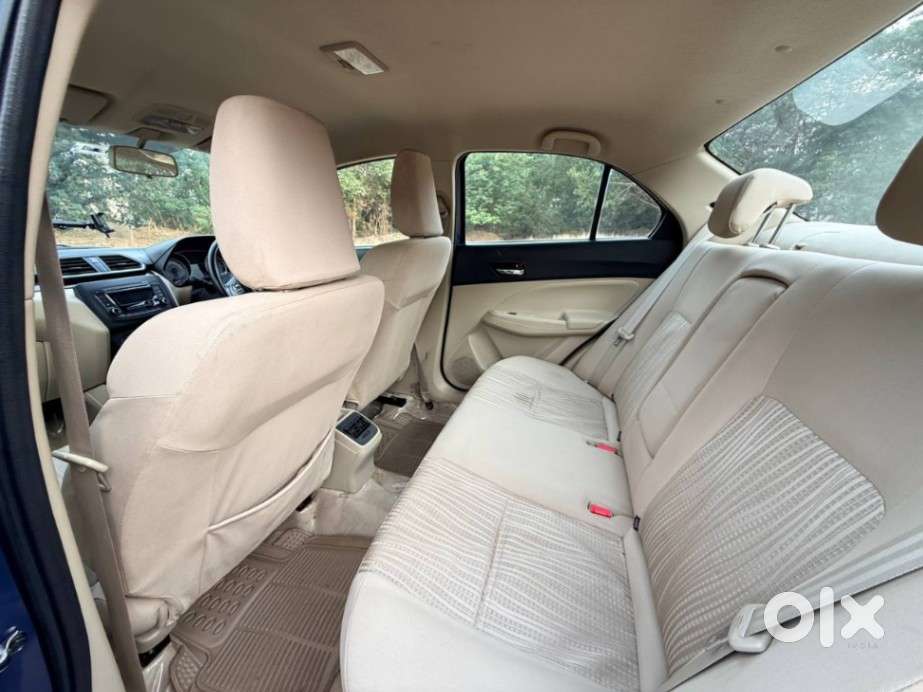 Maruti Suzuki Swift Dzire Vxi Optional, 2017, Petrol