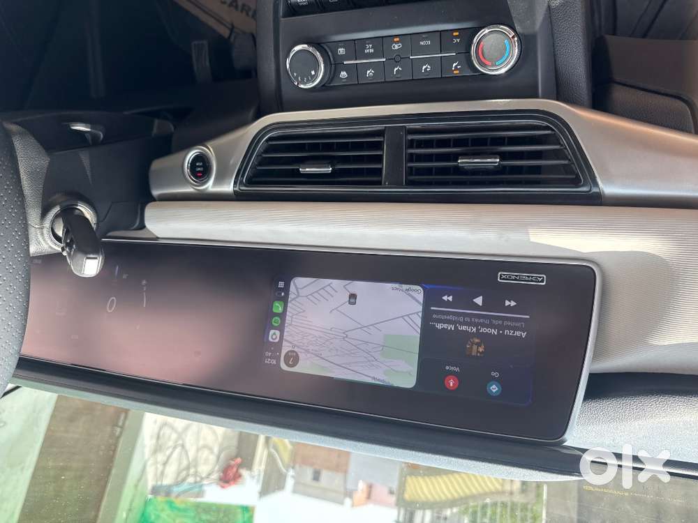 Panoramic Sunroof, Wireless Andriod Auto, Wireless Apple Carplay
