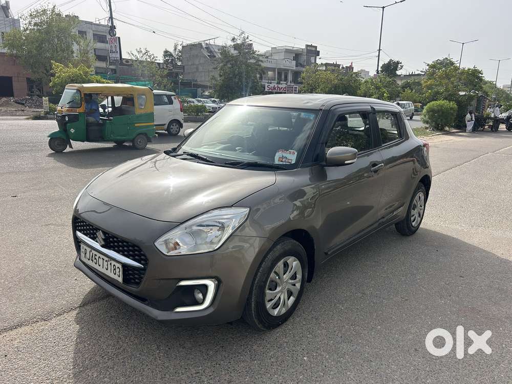 Maruti Suzuki Swift Vxi + Manual, 2022, Petrol
