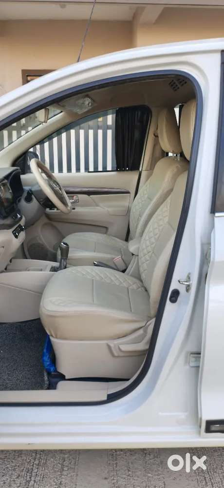 2023 Maruti Suzuki Ertiga Zxi Optional Cng + Petrol 48000 Km Driven