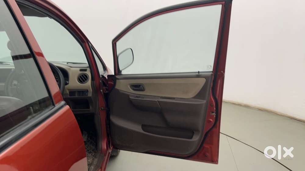 Maruti Suzuki Estilo Lxi Bs-iv, 2012, Petrol