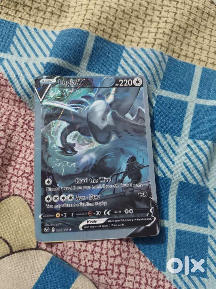 LugiaV rare Pokemon card