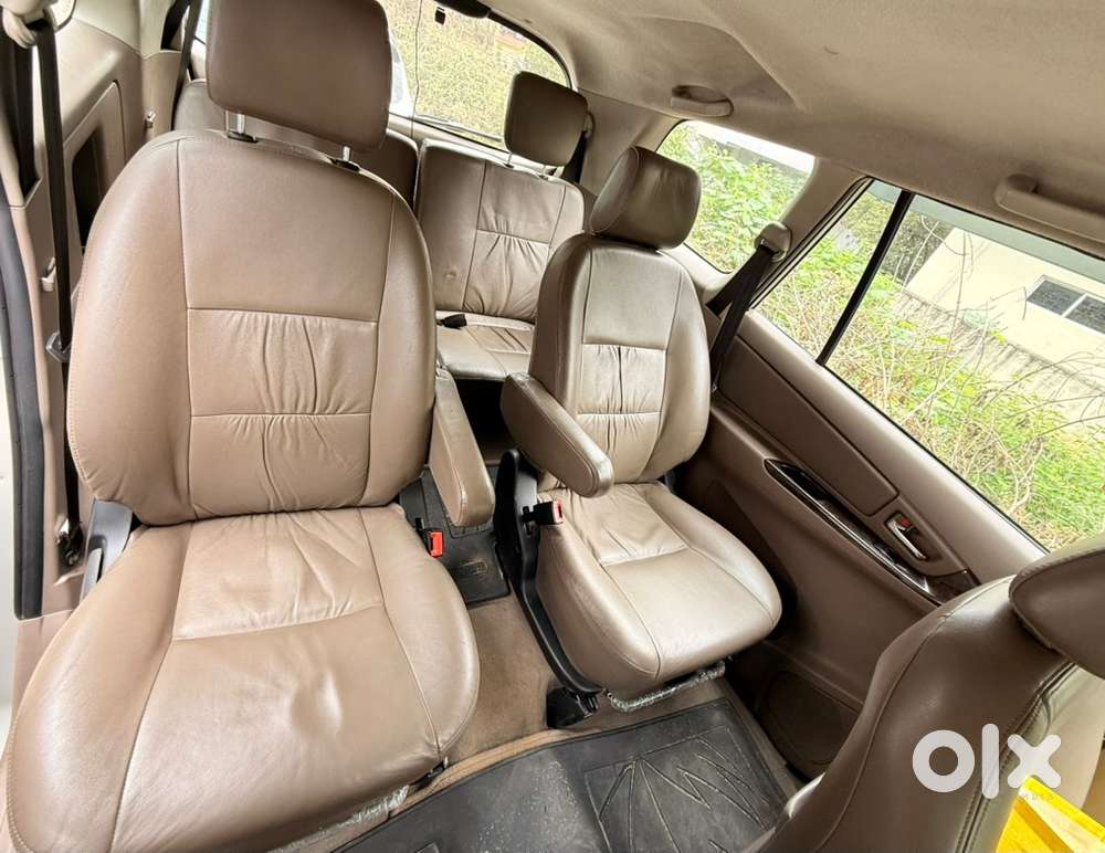 Toyota Innova 2.5 Zx Top End