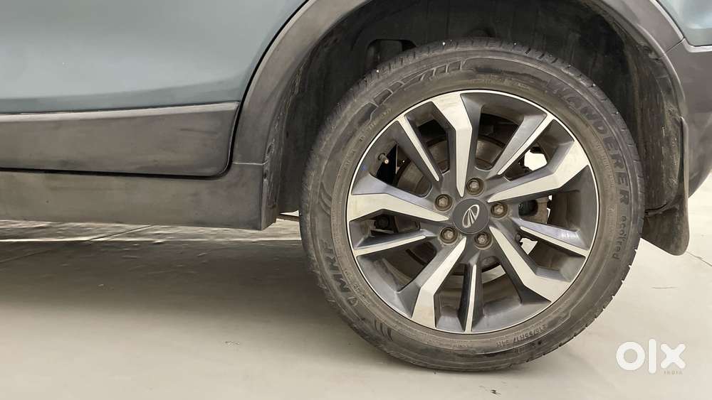 Mahindra Xuv300 W8 Option, 2021, Petrol