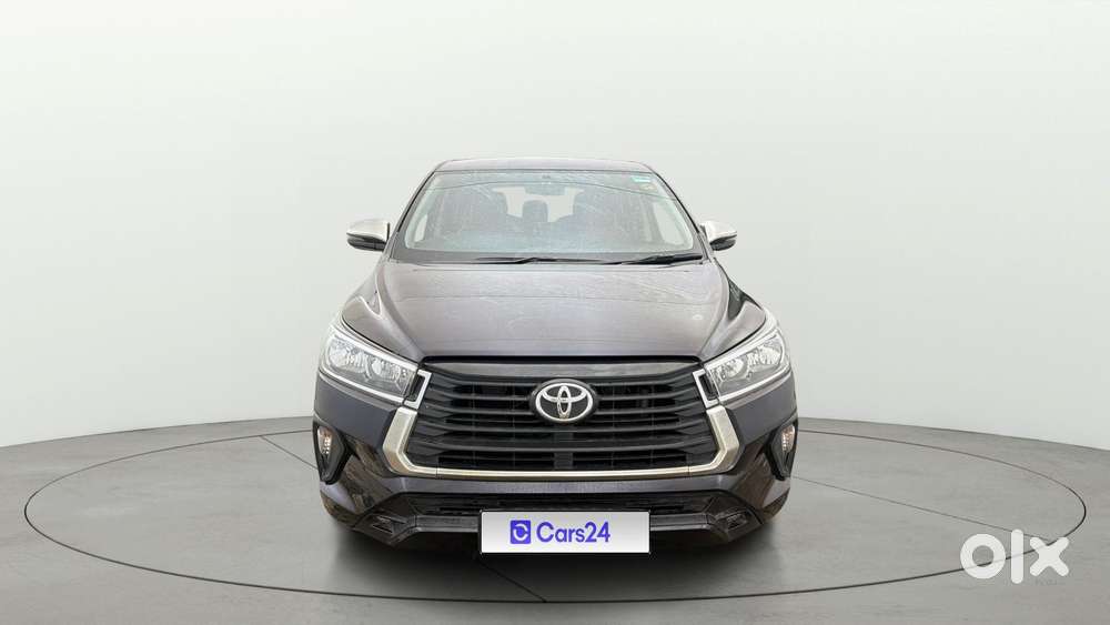 Toyota Innova Crysta 2.7 Gx At, 2022, Petrol