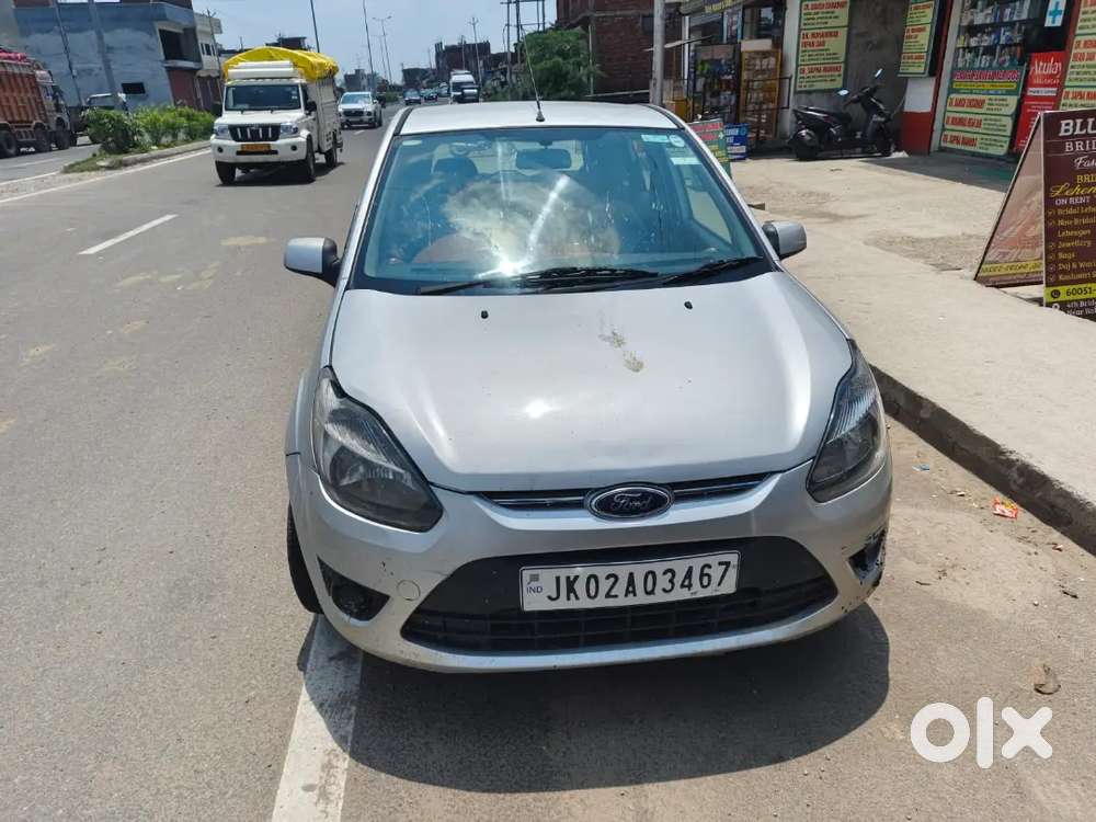 Ford Figo Diesel Zxi 2010