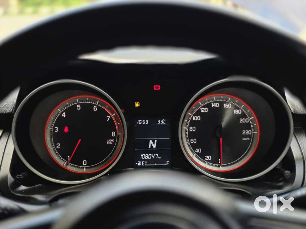 Maruti Suzuki Swift Amt Zxi, 2020, Petrol