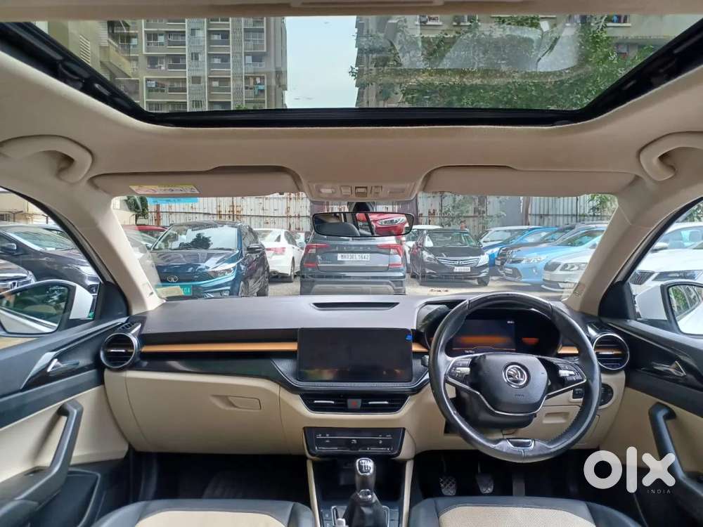 Skoda Slavia Style 1.5l Tsi Mt, 2022, Petrol