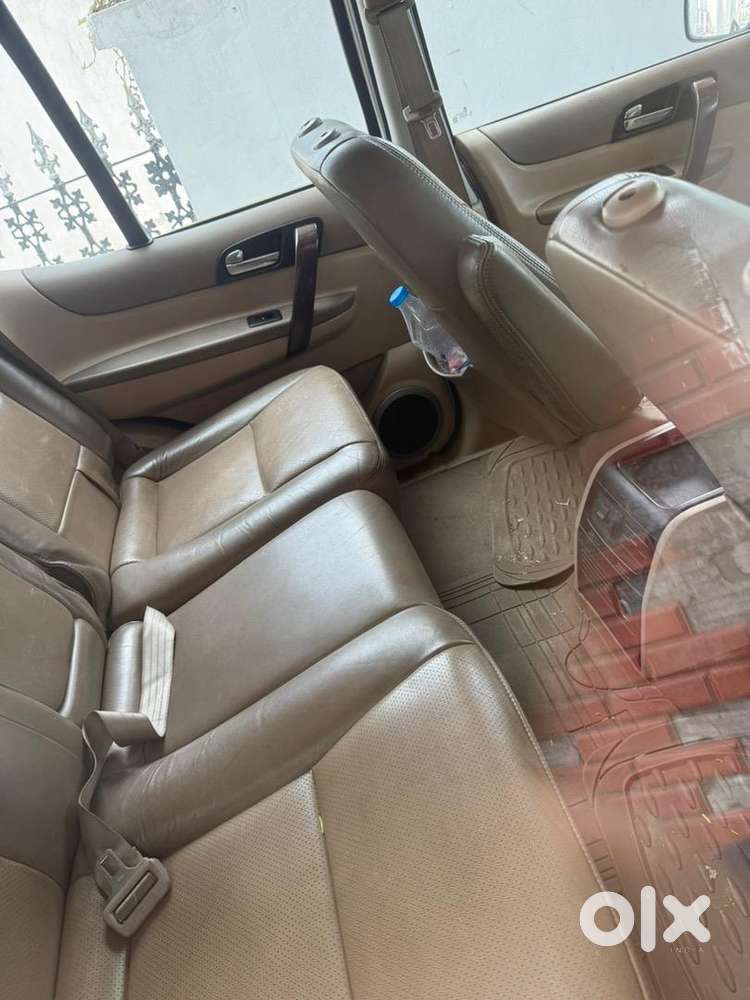 Tata Safari Storme 2013 Diesel 60000 Km Driven