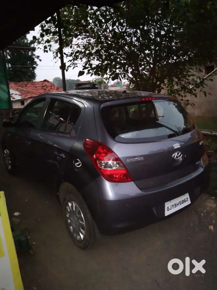 Petrol Cng Entry Nhi Gadi Tip Top Condition
