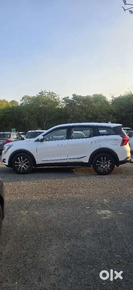 2024 Mahindra Xuv700 Ax7 Diesel Automatic 7seater 38000 Km Driven