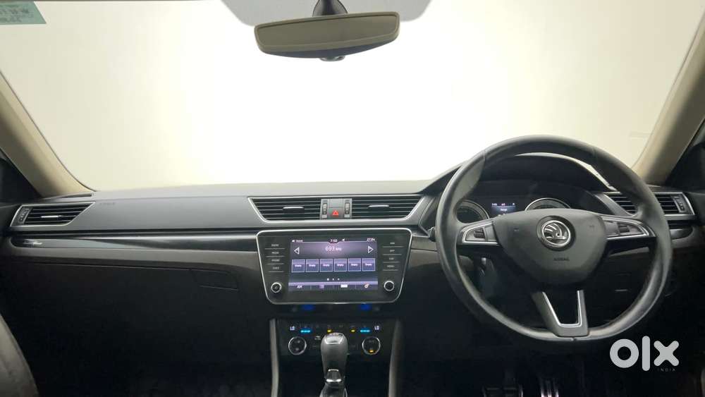 Skoda Superb Lk 1.8 Tsi At, 2019, Petrol