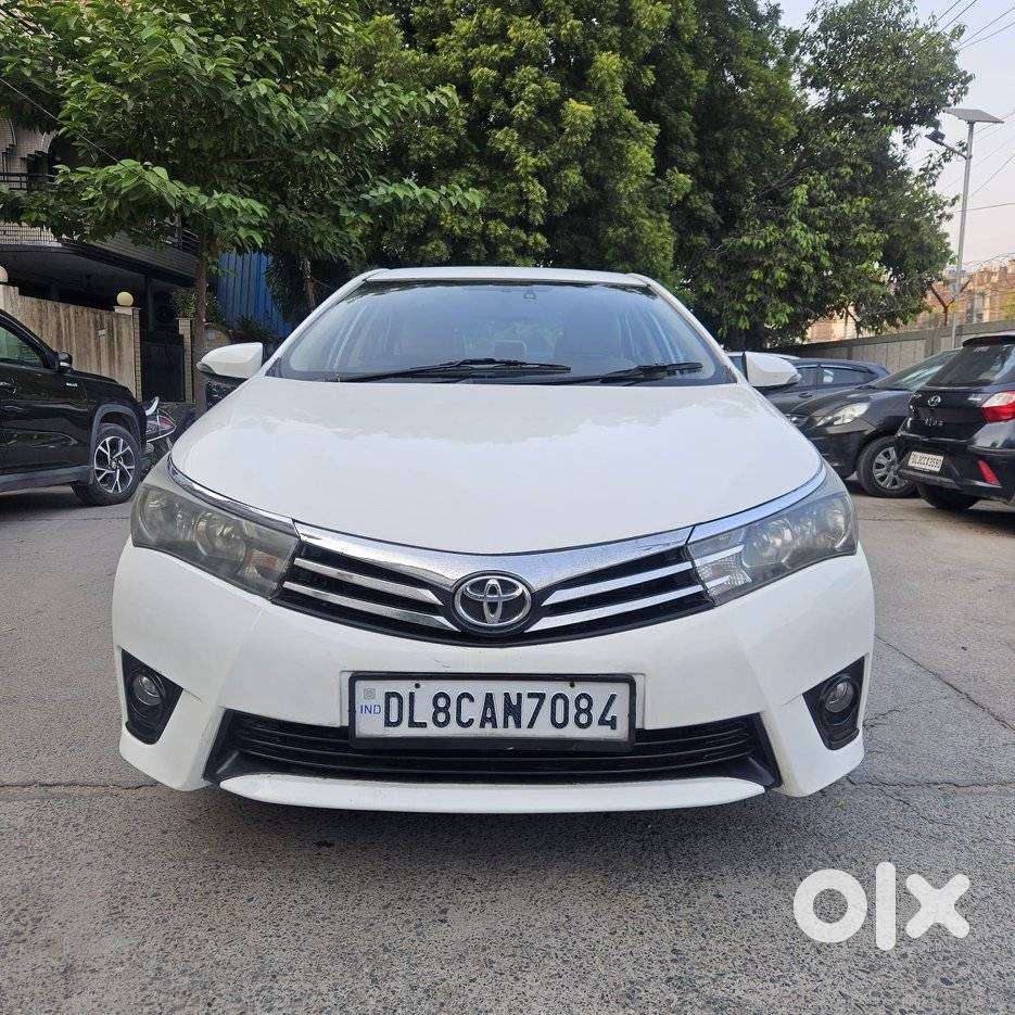 Toyota Corolla Altis G At, 2016, Petrol