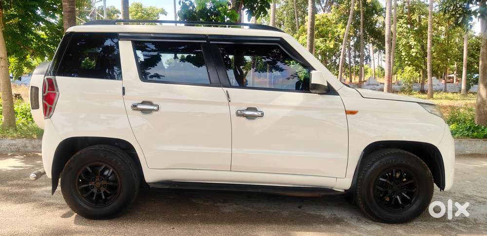 Mahindra Tuv 300 Mhawk100 T8, 2016, Diesel