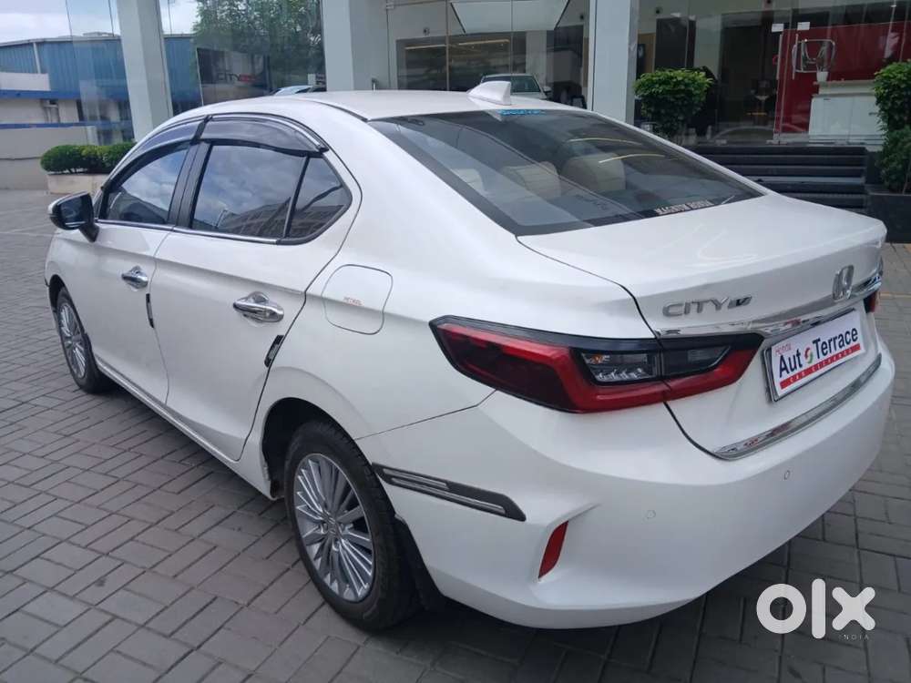 Honda City i-VTEC CVT V, 2022, Petrol